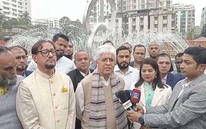 ফ্যাসিবাদের ষড়যন্ত্র এখনো চলমান : গণপূর্ত উপদেষ্টা